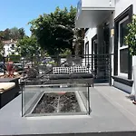 Hollywood Vip Hotel